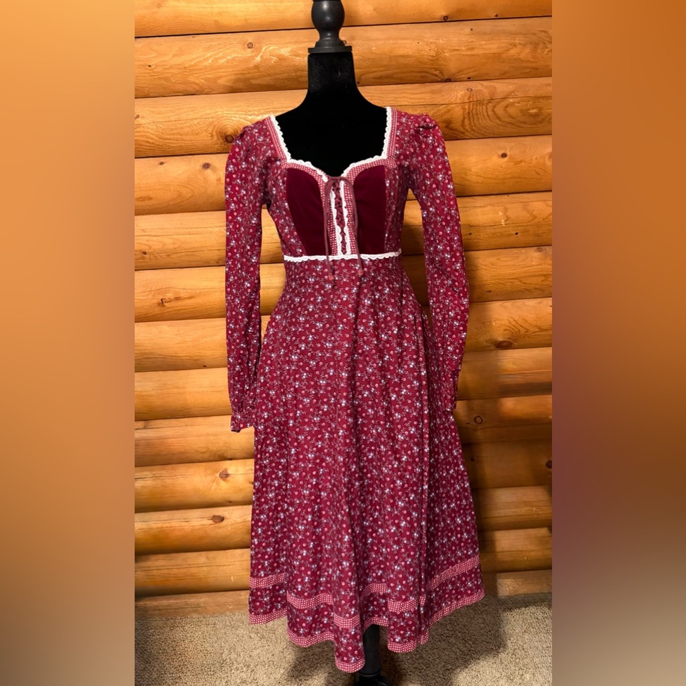 Gunne Sax Burgundy Floral Long Sleeve Dress